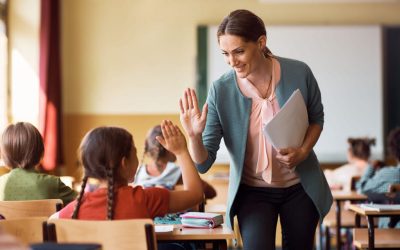 Inicio 16 Enseñar respeto a los maestros depende de los padres